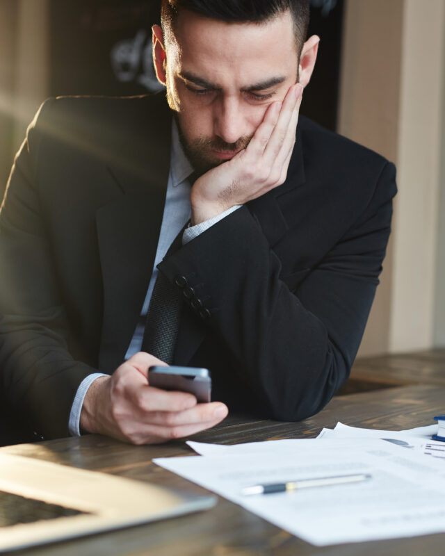 ELS DISRUPTORS ENDOCRINS A L'ENTORN LABORAL